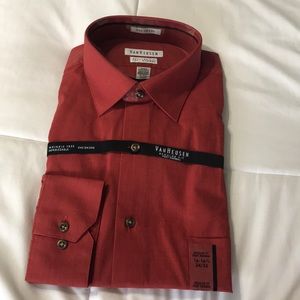 Van Heusen Dress Shirt NWT 16-16 1/2 34-35